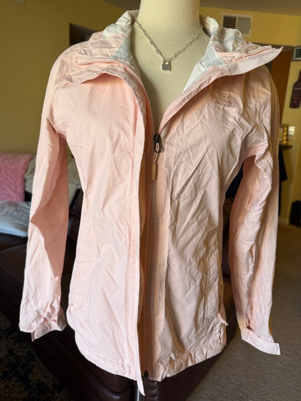 The North Face Wind Breaker Pink
